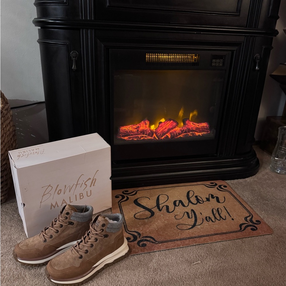 Blowfish Tan boots!!! NEVER been worn